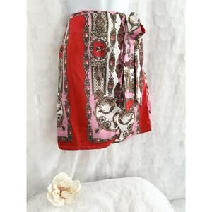 Womans Wrap skirt size 6 Pink Red SCARF DESIGN Paisley Wrap Satin GLAMOROUS UK